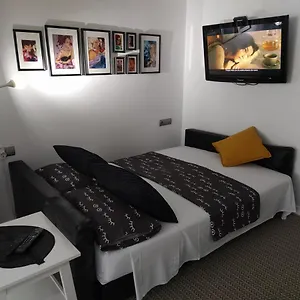 https://playa-del-pirata-shami.in-canary-islands.com